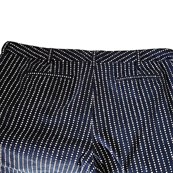 Lands' End Womens Sz 22W Blue Polka Dot Midrise Pockets Modest 11" Shorts - Picture 5 of 12